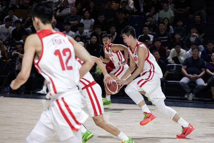 冲击内线迫, 三分反扑 冲击内线迫, 三分反扑