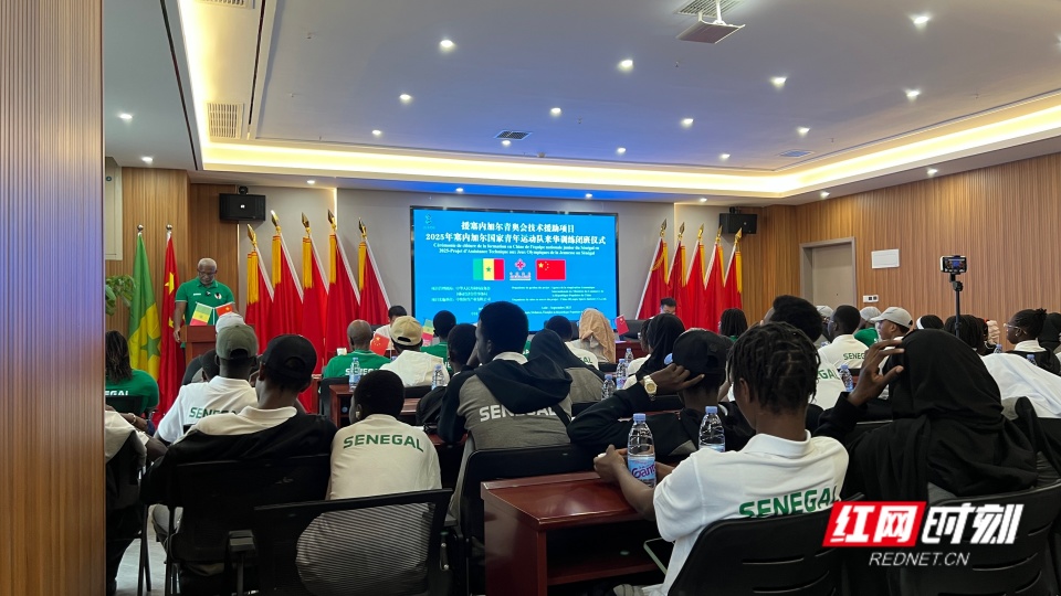 基地精心选, 的奥林匹克, 他高度赞扬 基地精心选, 的奥林匹克, 他高度赞扬