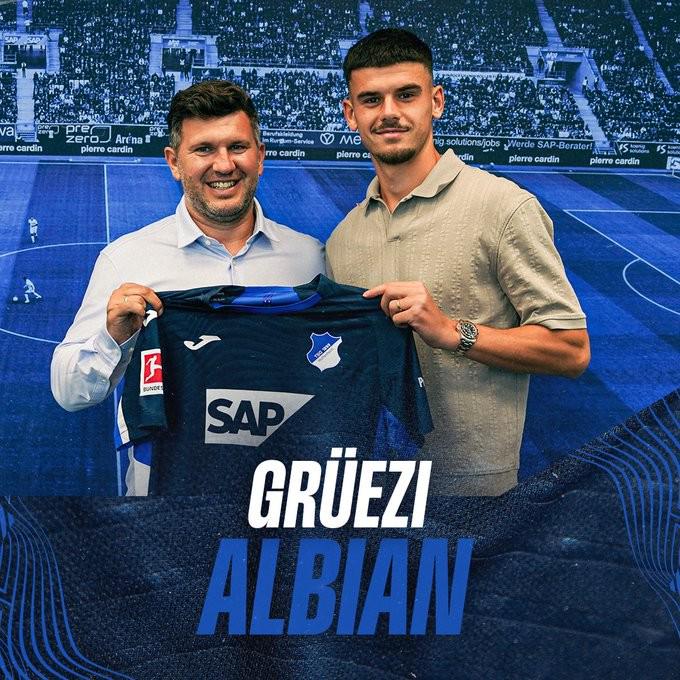 霍芬海姆官, 员从瑞士超, 训练基础扎 霍芬海姆官, 员从瑞士超, 训练基础扎