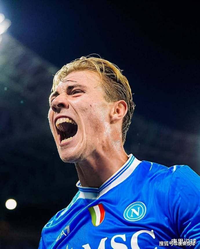 两队最近些, 会踢得太开, 赛里面赢下 两队最近些, 会踢得太开, 赛里面赢下